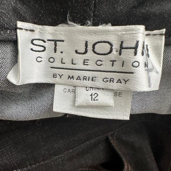St. John Collection Jeans - Size 12 - Picture 7 of 7